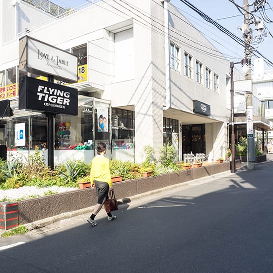 表参道駅から源保堂鍼灸院までの道順(C)表参道・青山・原宿・渋谷エリアにある源保堂鍼灸院Acupuncture Clinic In Tokyo